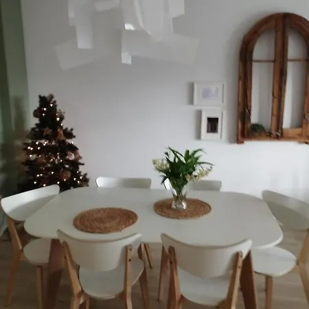 Apartamento Completamente Reformado En El Casco Antiguo Con Vistas Al Rio Balaguer Exterior photo